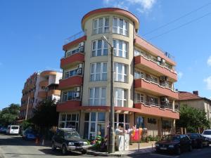 Το κτήριο όπου στεγάζεται  ο ξενώνας