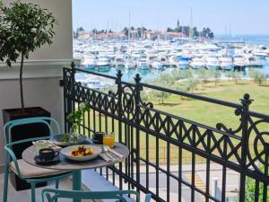 Ein Balkon oder eine Terrasse in der Unterkunft Palazzo Rainis Hotel & Spa - Small Luxury Hotel - Adults Only
