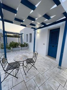 Patio nebo venkovní prostory v ubytování B&B Santorini