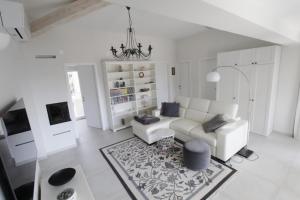TV a/nebo společenská místnost v ubytování Holiday house Andreja