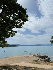 Pantai di atau dekat dengan apartmen