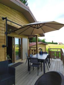 Balkón nebo terasa v ubytování Chalet du Spièmont