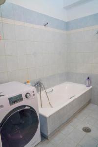 Kúpeľňa v ubytovaní Secret Garden 76 sq.m. apartment close to city center + 37 fotografií