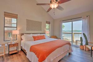 Gallery image of Private Boat Slip Serene Lake of the Ozarks Home in Lake Ozark