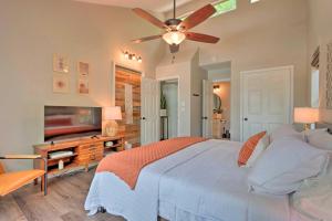 Gallery image of Private Boat Slip Serene Lake of the Ozarks Home in Lake Ozark +20 photos