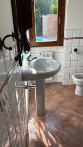 Łazienka w obiekcie Villa Dolce Havana con piscina