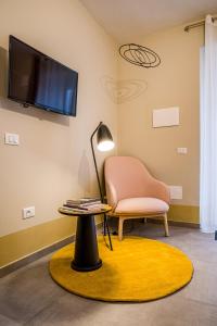 A television and/or entertainment centre at Cielo e Nuvole