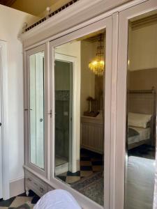 A bed or beds in a room at B&B 'Degli Artisti'