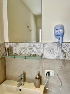 A bathroom at B&B 'Degli Artisti'