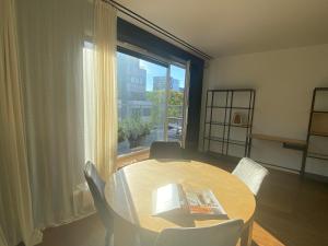 Posezení v ubytování Kaupmehe Terrace Apartment, free parking