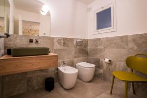 A bathroom at Cielo e Nuvole