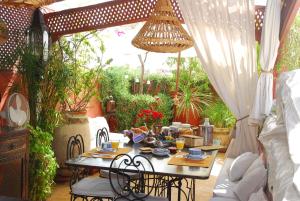Posezení v ubytování La Terrasse Des Oliviers