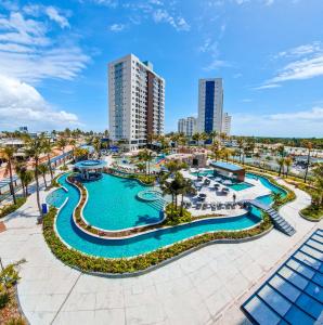 Výhľad na bazén v ubytovaní Salinas Premium Resort alebo v jeho blízkosti