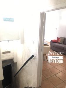 PRIVATE BUILDING, 4 APTS, UNIQUE AT NICE- OLD TOWN