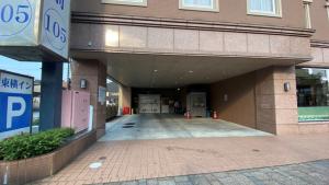 出雲市にある東横INN出雲市駅前の駐車場付きの建物廊下 +32枚の写真