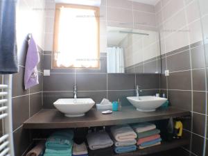 Kúpeľňa v ubytovaní Appartement Cavalaire-sur-Mer, 3 pièces, 4 personnes - FR-1-100-270