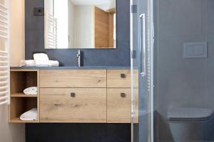 Kúpeľňa v ubytovaní Wood Mountain Planet Suite House + 13 fotografií