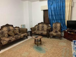 Μια τηλεόραση ή/και κέντρο ψυχαγωγίας στο PALM Home