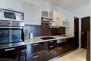 Afbeelding uit fotogalerij van Apartments Zora in Senj