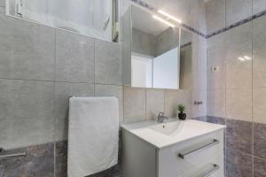 Kúpeľňa v ubytovaní Apartment Zulijani A4