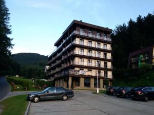 Budynek, w którym mieści się aparthotel