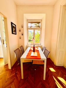 Posezení v ubytování Villa Traun