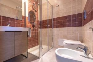 Un baño de Solaris Guesthouse