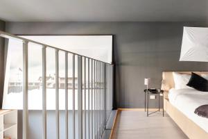 Fotografija u galeriji objekta Design spacious loft in Navigli - hosted by Sweetstay u Milanu