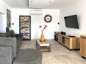 Zdjęcie z galerii obiektu Reposante villa avec grande piscine w mieście Carpentras