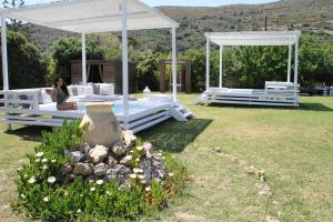 Zahrada ubytování Ow Andros Luxury Suites