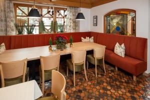 Posedenie v ubytovaní Familiengut Hotel Burgstaller