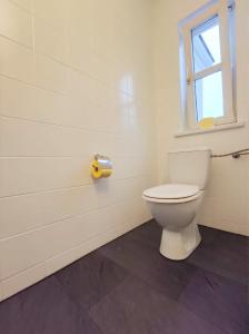 A bathroom at Royal Residence Haus des Meeres