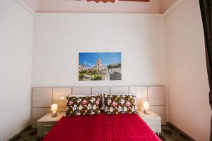 A bed or beds in a room at Le Camere dei Conti