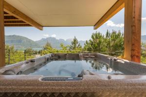 Gallery image of Le Panoramic - Loft & Mainfloor Outstanding lake View - LLA Selections by Location lac Annecy in Sévrier
