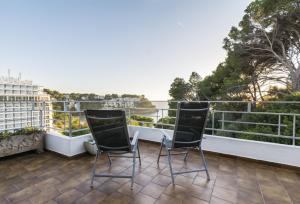 A balcony or terrace at Miramar I by Sonne Villas
