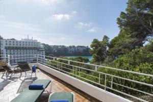 A balcony or terrace at Miramar I by Sonne Villas