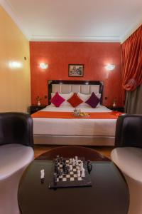 Postel nebo postele na pokoji v ubytování Hotel Meriem Marrakech