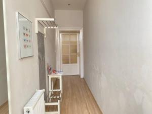 Fotografia z galérie ubytovania ORANGEHOMES One Bedroom Comfy Apartment v Budapešti