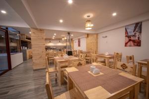 Restoran atau tempat lain untuk makan di Ayni Cusco Hotel