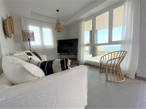 Telewizja i/lub zestaw kina domowego w obiekcie Infinium II - Exclusivo en Calpe - Uno por planta.