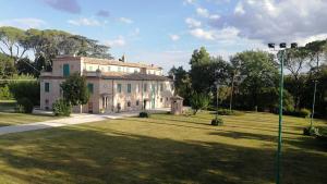 Gallery image of camere in Villa d'epoca in Abbazia di Santa Maria in Selva