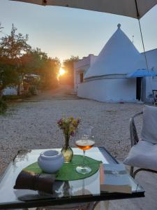 Východ nebo západ slunce při pohledu z bed and breakfast nebo okolí
