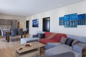 Gallery image of Artistic 3 bedroom apartment with sea view in Glyfada in Athens