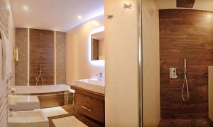 Koupelna v ubytování Apartments Mujnei