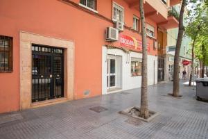 Budynek, w którym mieści się apartament