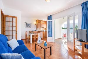 A television and/or entertainment centre at Gavina Villa, Cala Blanca