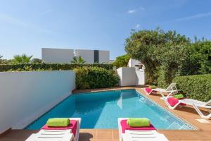 The swimming pool at or close to Gavina Villa, Cala Blanca