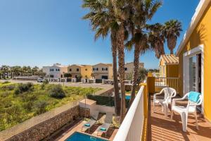 A balcony or terrace at VILLA CAMPETS