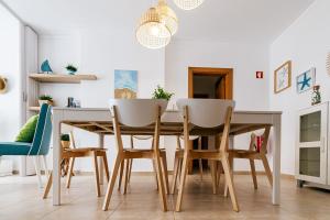 Fotografie z fotogalerie ubytování Baleal Beachfront Apartment v destinaci Ferrel