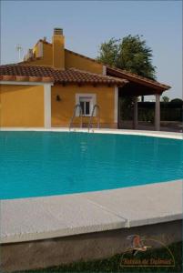 Πισίνα στο ή κοντά στο Casa Rural Tablas de Daimiel